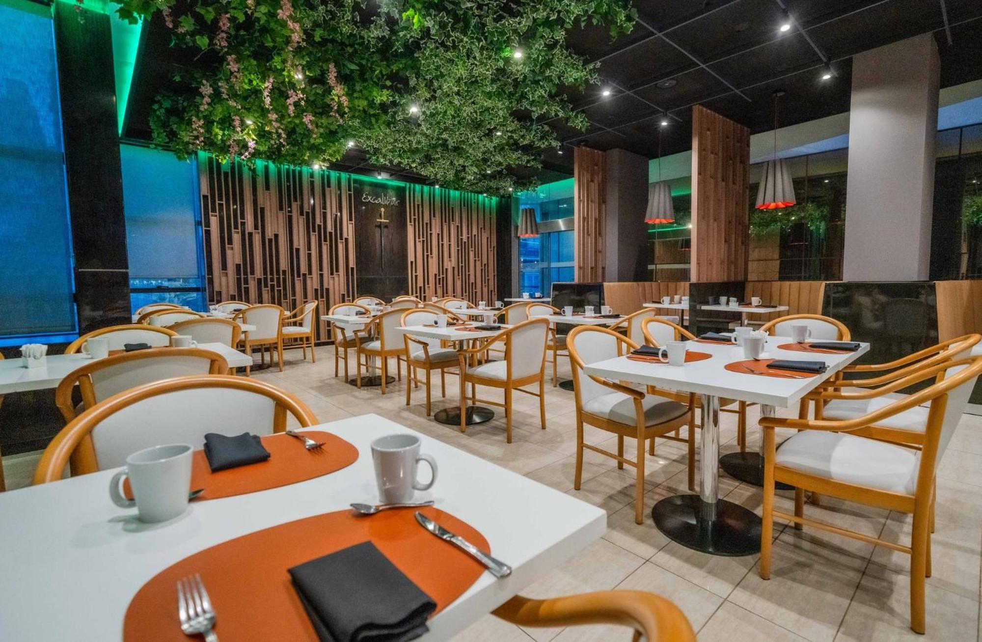 Holiday Inn Rosario By Ihg Exteriör bild