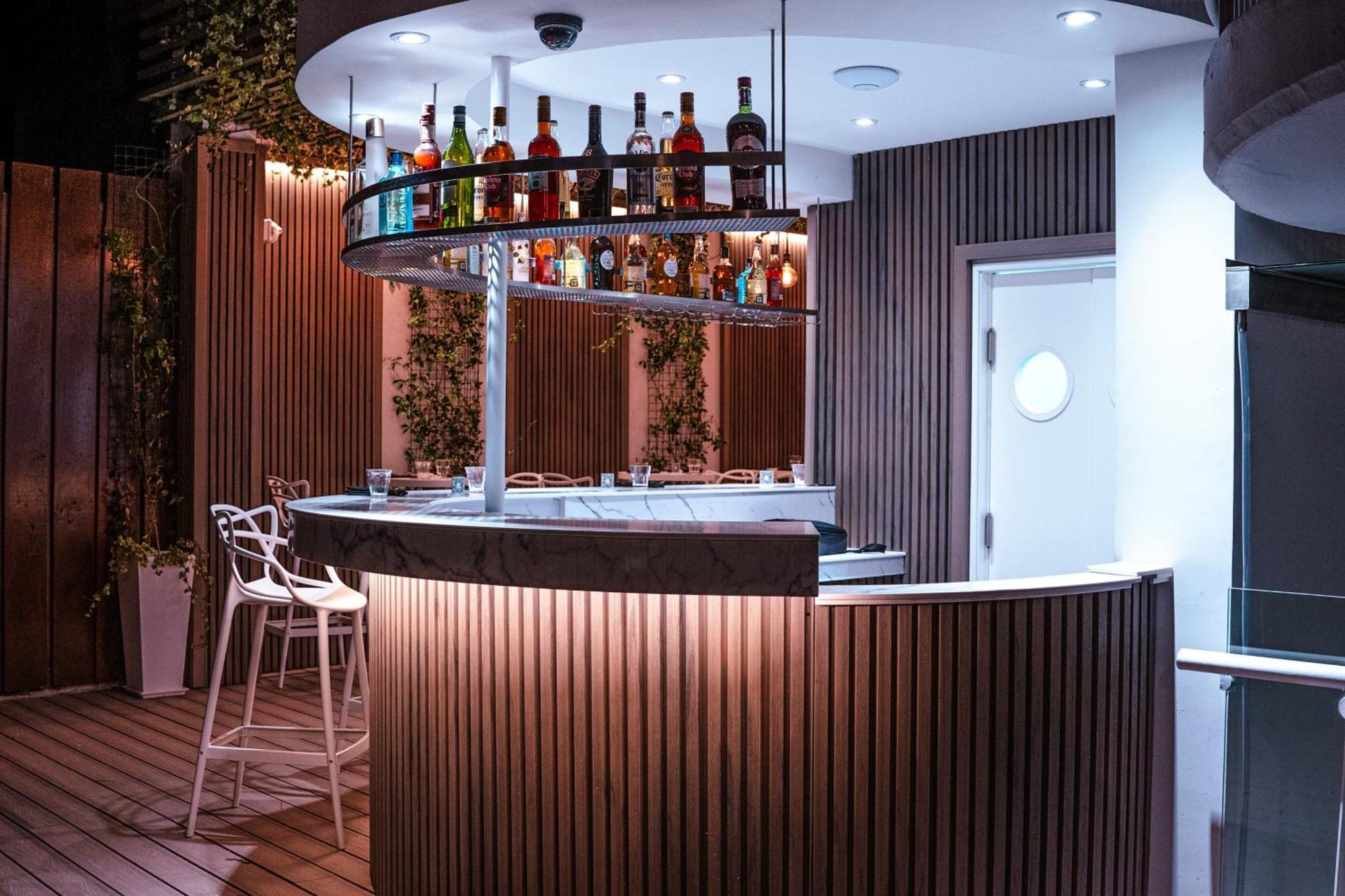 Holiday Inn Rosario By Ihg Exteriör bild